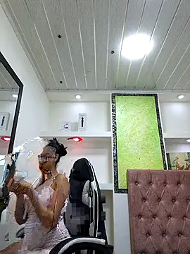 susan mooree online show from 10.16.25