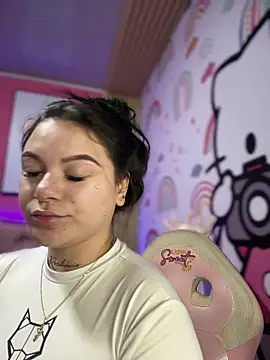 Snapshot of Megaan__More chatting on 11.11.25 Megaan More online show from 11.11.25