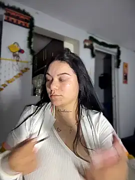 Snapshot of Megaan__More chatting on 11.18.25 Megaan More online show from 11.18.25