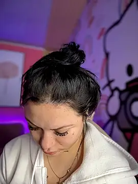 Snapshot of Megaan__More chatting on 11.29.25 Megaan More online show from 11.29.25