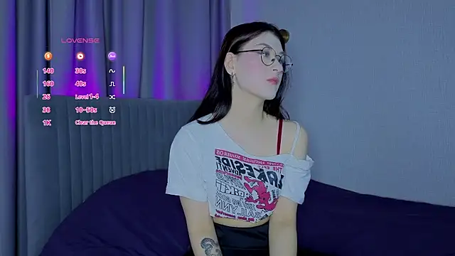 Snapshot of RicingMining chatting on 10.30.25 RicingMining online show from 10.30.25