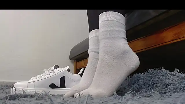 Deysha Garcias online show from 12.03.25