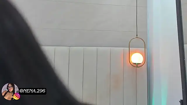 Snapshot of Dream_nena chatting on 11.28.25 Dream nena online show from 11.28.25