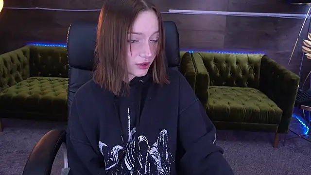 FoxyMayy online show from 09.15.25