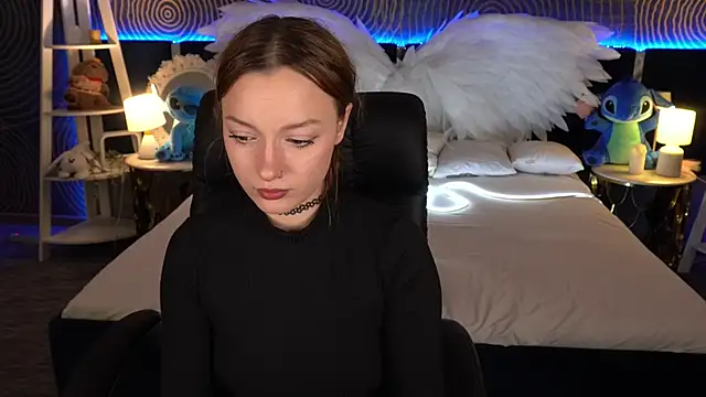 FoxyMayy online show from 11.27.25