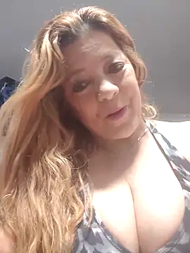 Casandra Cruz online show from 09.30.25