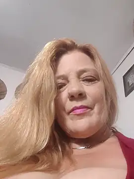 Casandra Cruz online show from 10.03.25