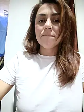 Snapshot of vanessa-titisM chatting on 10.05.25 vanessa-titisM online show from 10.05.25