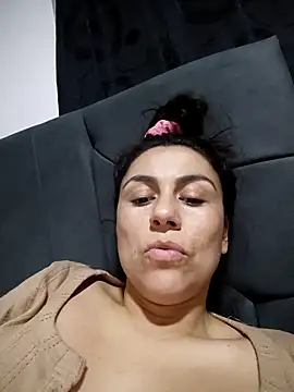 vanessa-titisM online show from 03.15.26