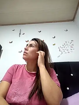 vanessa-titisM online show from 04.30.26