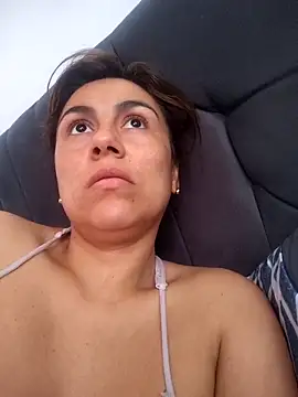 vanessa-titisM online show from 05.10.26