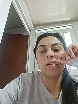 vanessa-titisM online show from 05.29.26