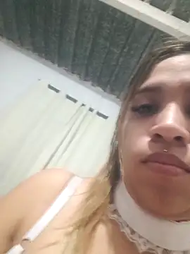 Snapshot of AngelitaSexyCam chatting on 11.21.25 AngelitaSexyCam online show from 11.21.25