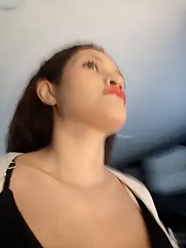 ArielBlossom    online show from 03.22.26