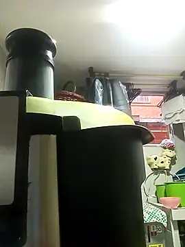 sara peters  online show from 09.24.25