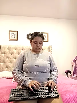 Anabelle 00  online show from 10.25.25