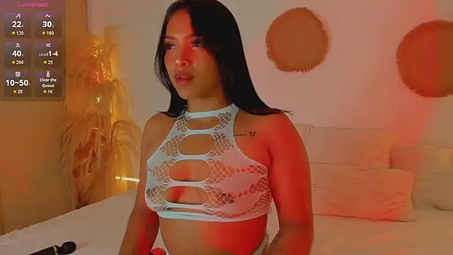 AliisonWells online show from 12.16.25