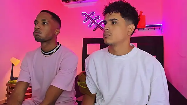 Snapshot of Lucky_boys__X chatting on 10.23.25 Lucky boys X online show from 10.23.25