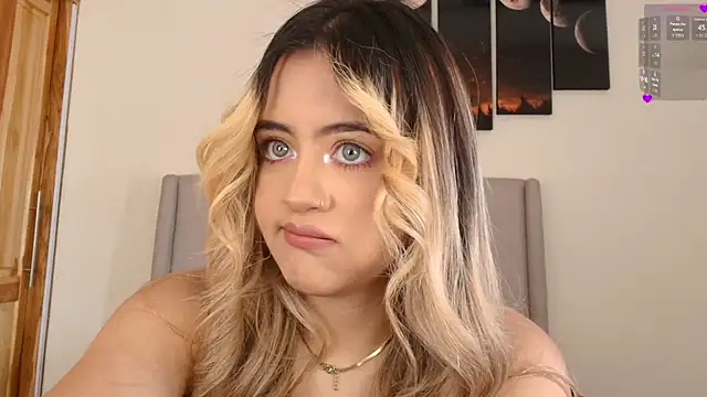 MaryMoon  online show from 12.16.25