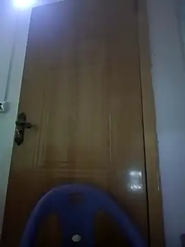 Snapshot of luy-xinh02 chatting on 09.29.25 luy-xinh02 online show from 09.29.25