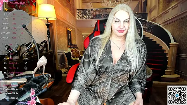 Snapshot of Nina_Devillle chatting on 05.18.26 Nina Devillle online show from 05.18.26