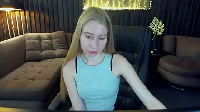 Alina Blonde online show from 06.06.26