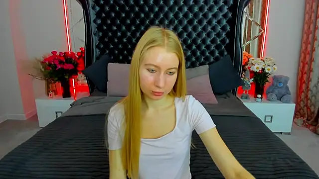 Alina Blonde online show from 06.27.26