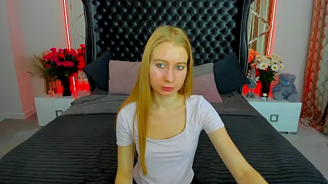 Alina Blonde online show from 06.27.26