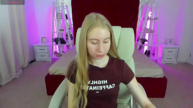 Alina Blonde online show from 07.06.26