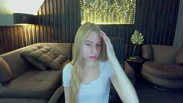 Alina Blonde online show from 07.23.26