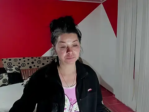 Soffy Skye online show from 11.14.25