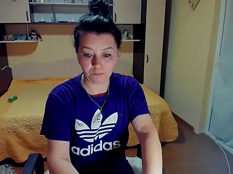 Soffy Skye online show from 04.24.26
