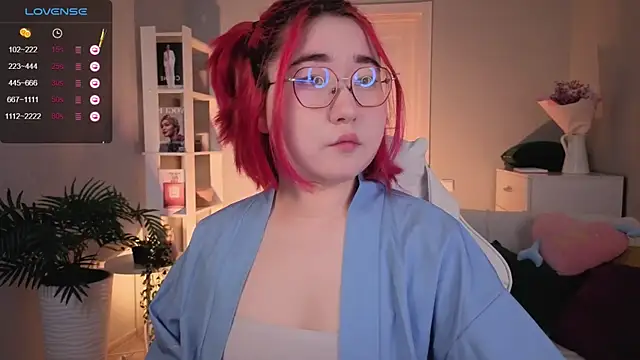 Sexy Peachy online show from 09.24.25