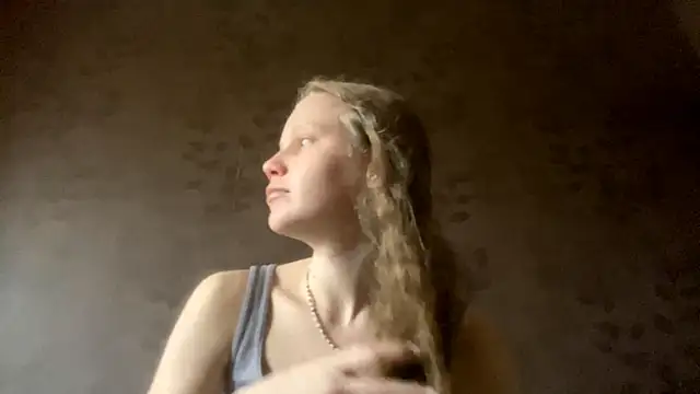 GlyndaCaver online show from 10.06.25