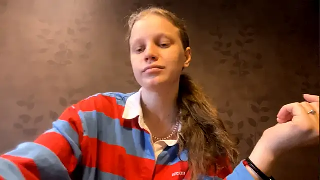 GlyndaCaver online show from 10.26.25