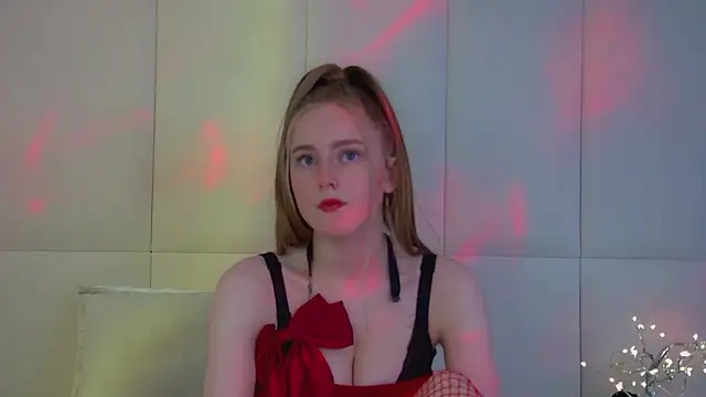 Snapshot of LexiBookwell chatting on 02.17.26 LexiBookwell online show from 02.17.26