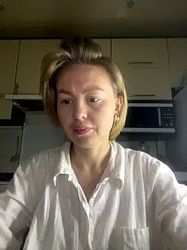 MartaLuna  online show from 01.08.26