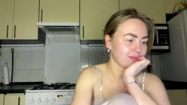 MartaLuna  online show from 03.18.26