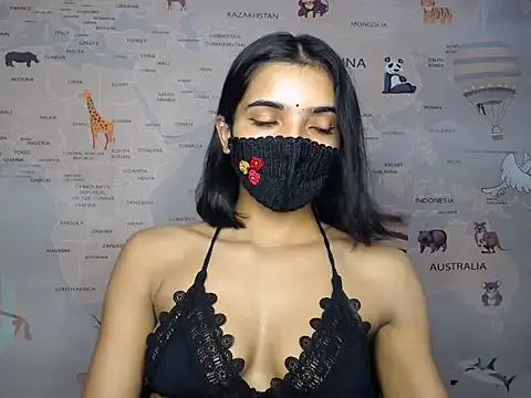 Snapshot of Sweetangle24 chatting on 09.18.25 Sweetangle24 online show from 09.18.25