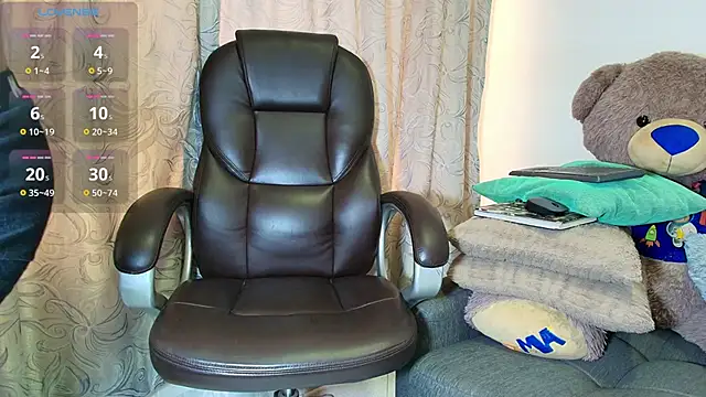 Snapshot of juan_hairy chatting on 11.13.25 juan hairy online show from 11.13.25