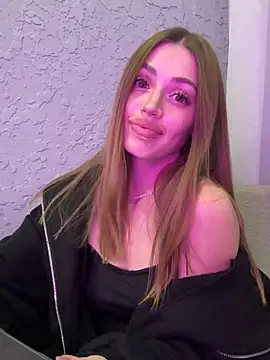 Snapshot of Elizabeth_Tay chatting on 01.18.26 Elizabeth Tay online show from 01.18.26