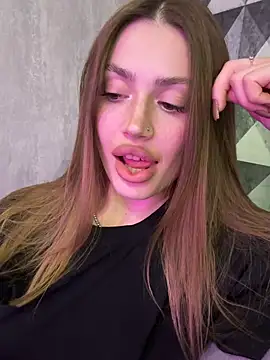 Snapshot of Elizabeth_Tay chatting on 03.17.26 Elizabeth Tay online show from 03.17.26