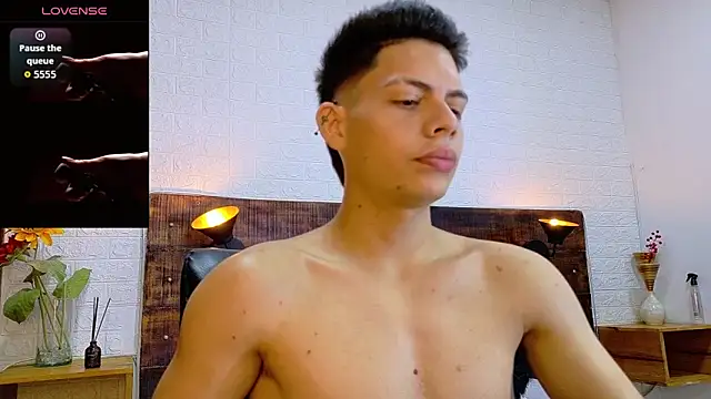 JhosuaVega online show from 10.23.25