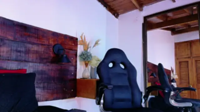 Snapshot of JhosuaVega chatting on 03.11.26 JhosuaVega online show from 03.11.26