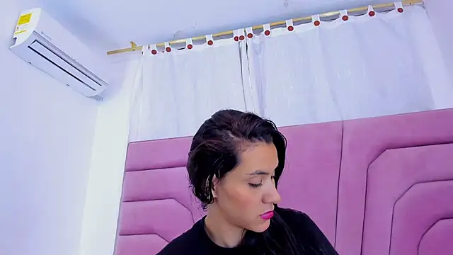 miajhonsonx online show from 02.24.26