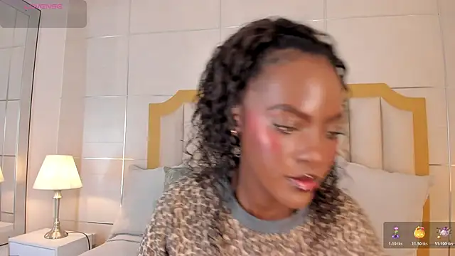 Snapshot of DakotaWangi chatting on 11.09.25 DakotaWangi online show from 11.09.25