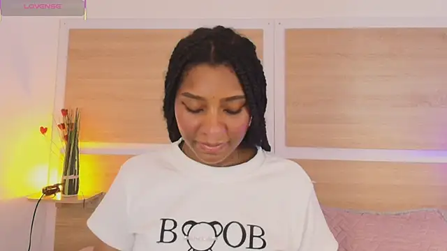 ValeryCortezm online show from 10.29.25