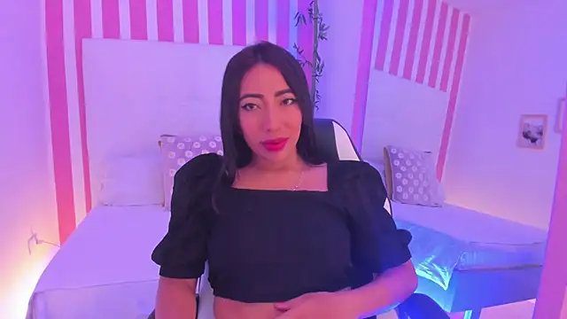 Snapshot of Diabla-09 chatting on 09.26.25 Diabla-09 online show from 09.26.25