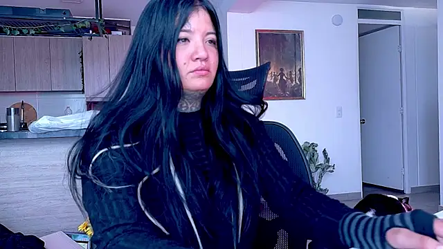 Snapshot of Unatatuada chatting on 12.04.25 Unatatuada online show from 12.04.25