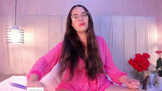 hannahst  online show from 09.30.25